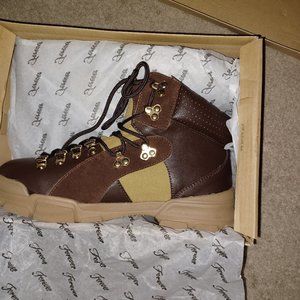 Women Hiking Boots S-01